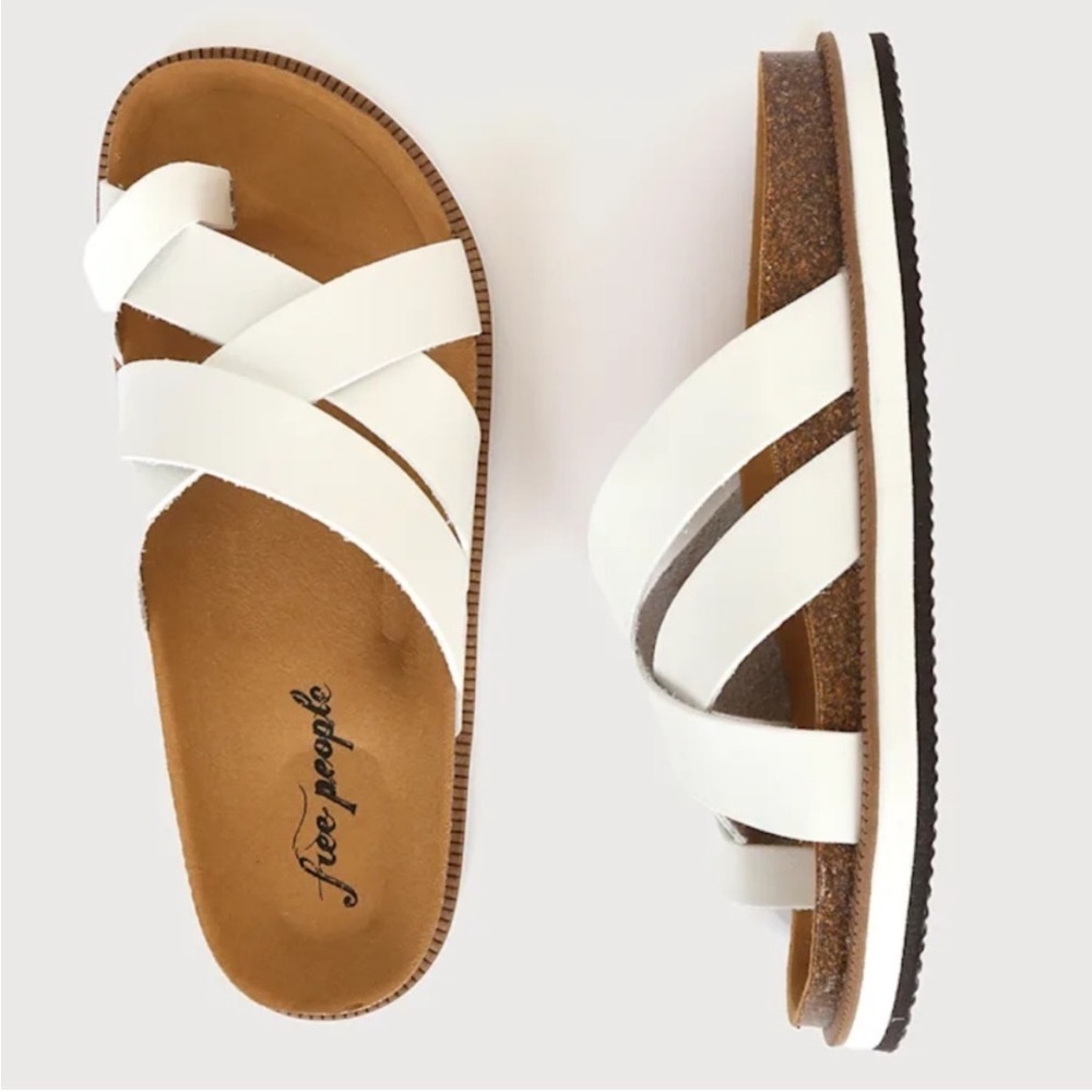 EUC Free People Ventura Sandals White
Size 10 Retail $88.00